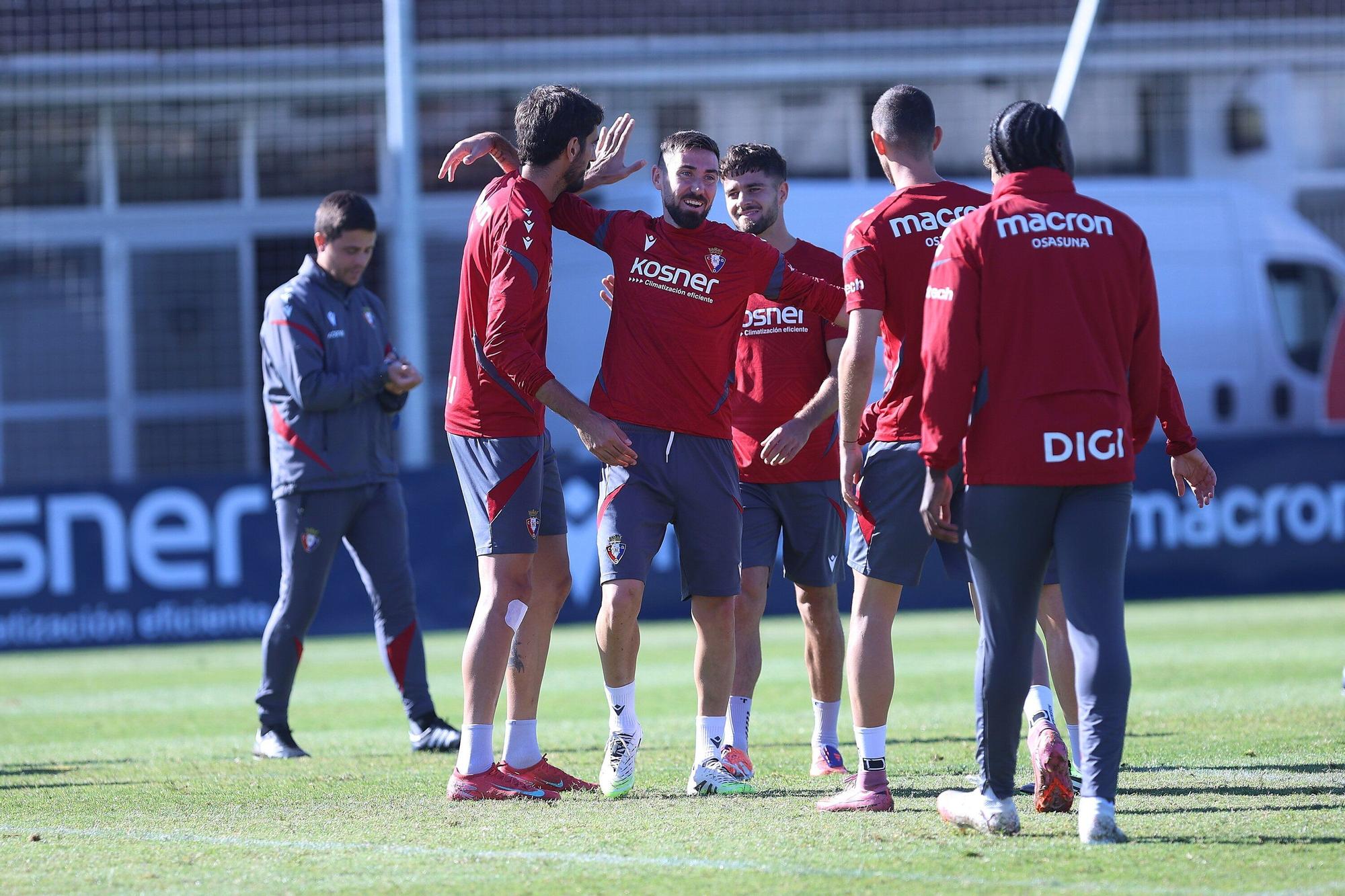 Fotos del entrenamiento de Osasuna (miércoles 8 de octubre de 2025)