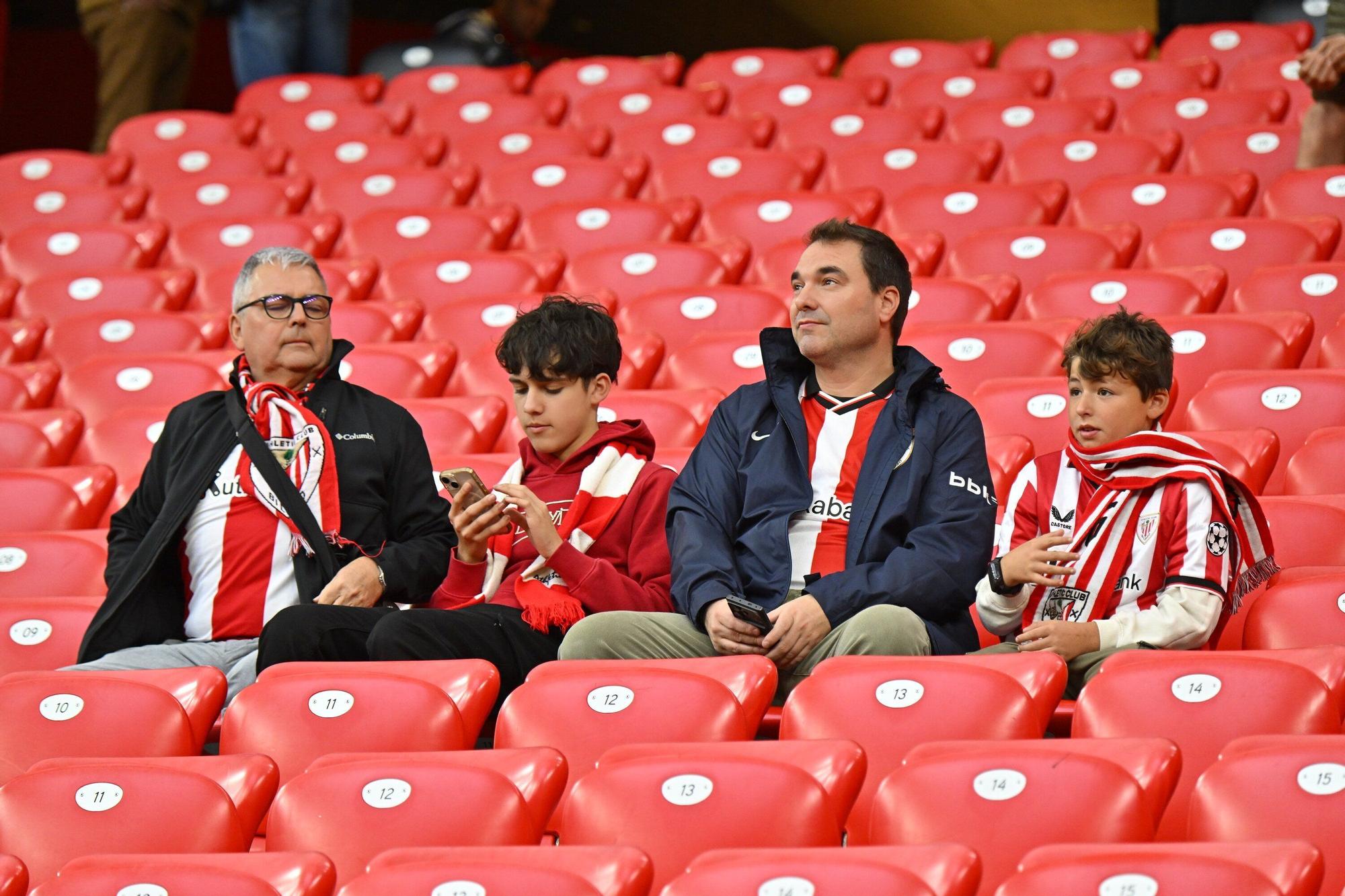 En imágenes: búscate en nuestra galería de la grada del Athletic-Getafe