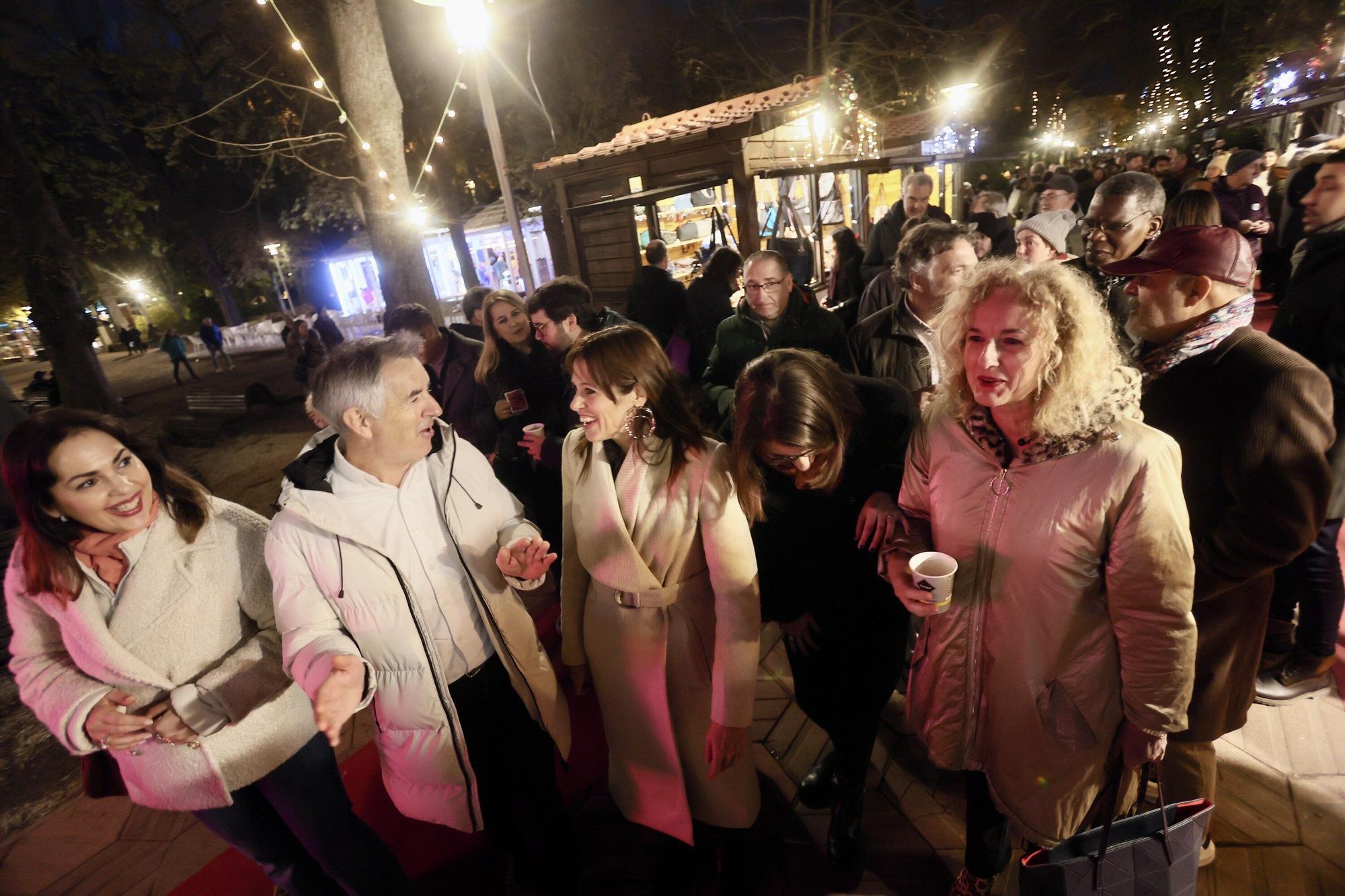 La Florida se sumerge en la Navidad con su mercado y el Belén