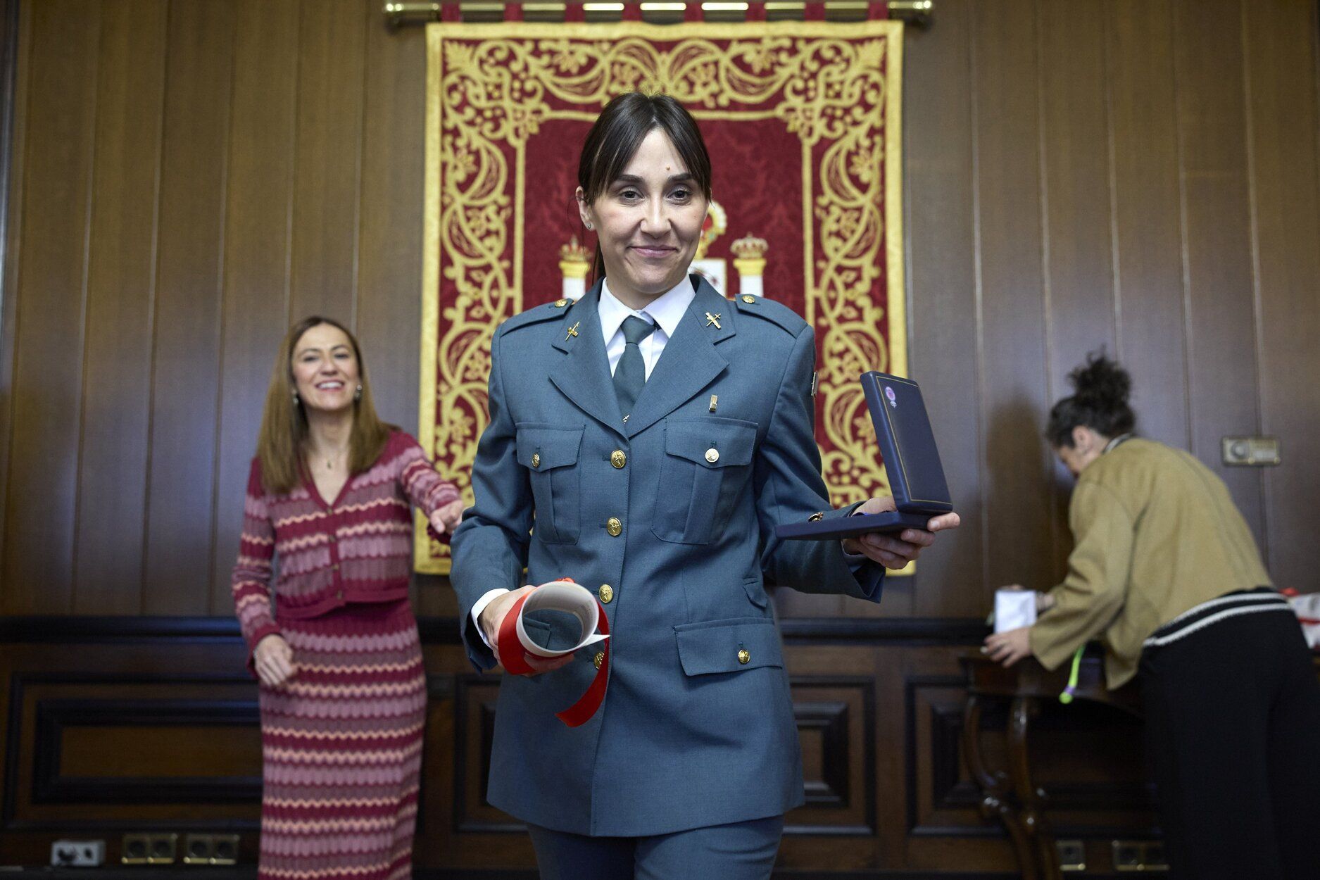 Imágenes del acto de entrega de las medallas de Cruz de la Orden de Isabel la Católica y del mérito de Protección Civil