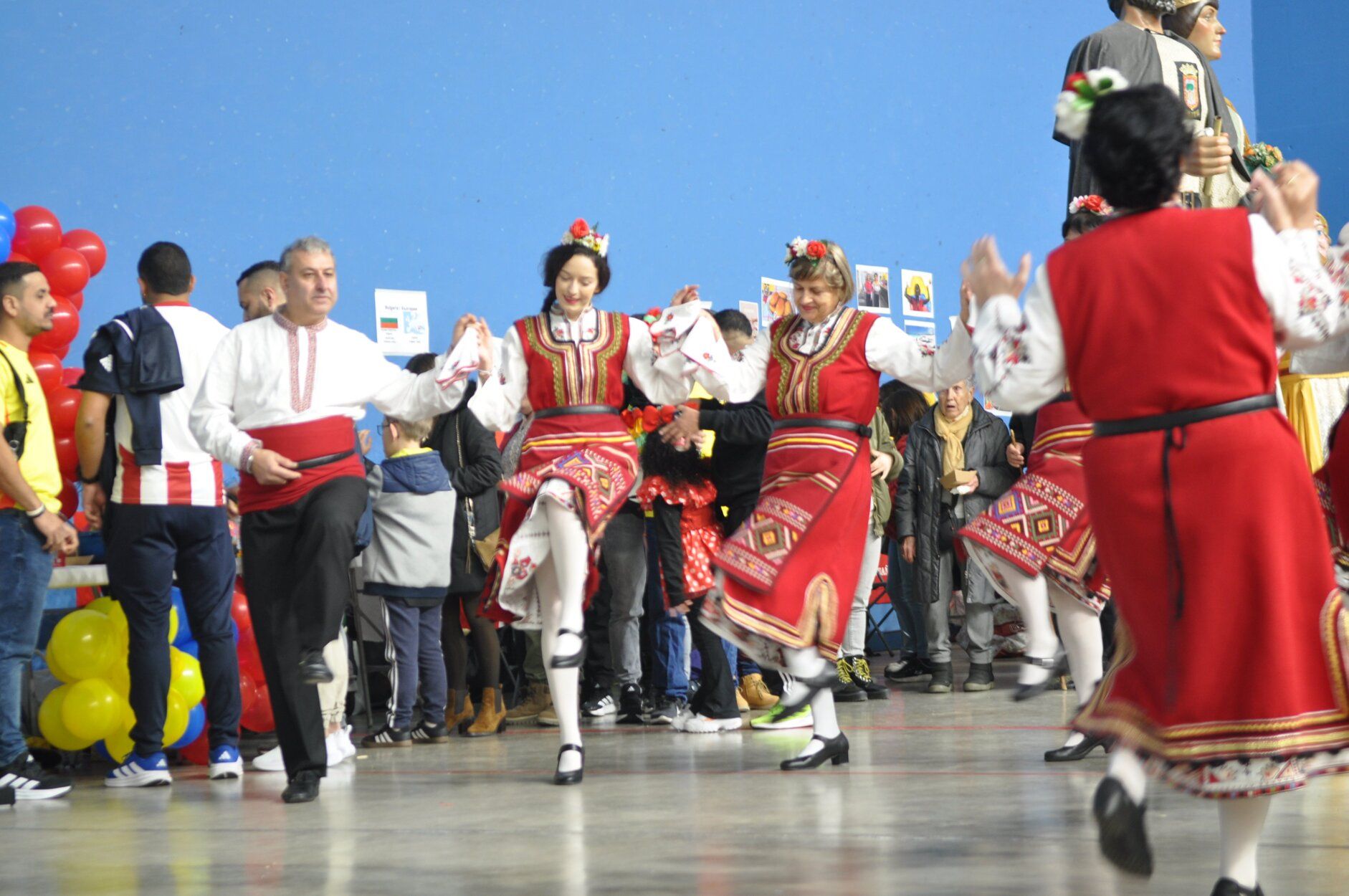 Olite-Erriberri celebra su diversidad en la I Fiesta Intercultural