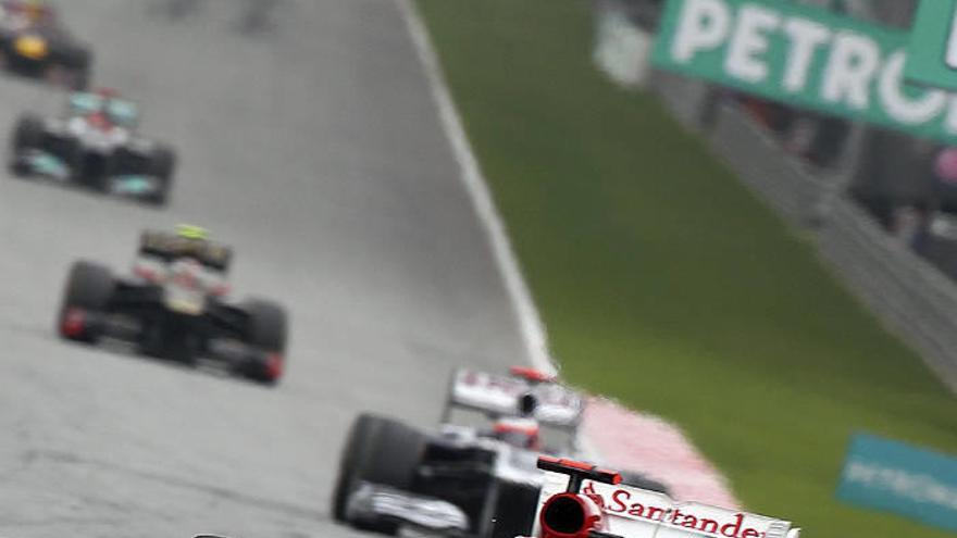 Ferrari, contra las cuerdas