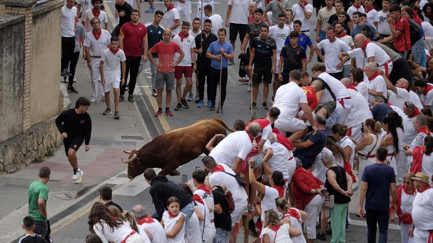 Fotos del tercer encierro de las fiestas de Estella-Lizarra 2026