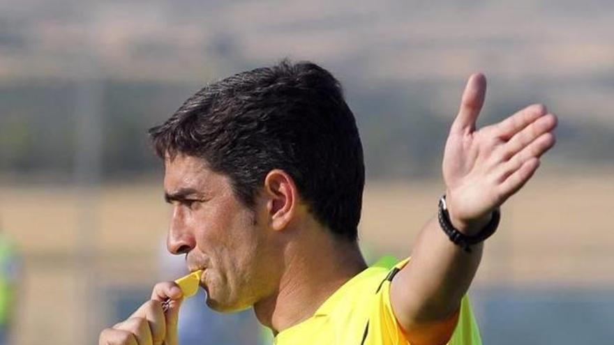El árbitro Alberto Undiano Mallenco.