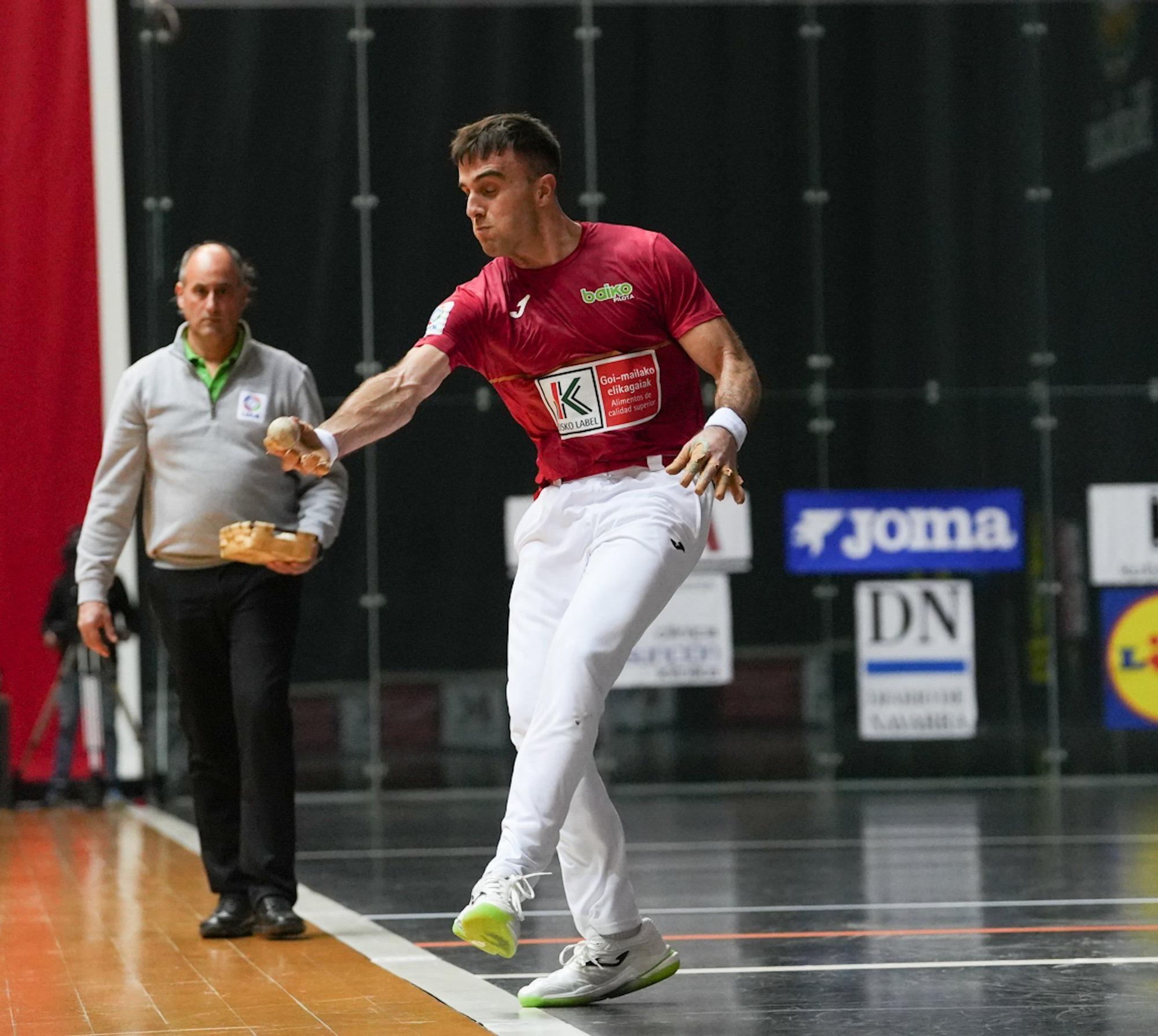 Jon Ander Peña gana a Bakaikoa en el Cuatro y Medio.