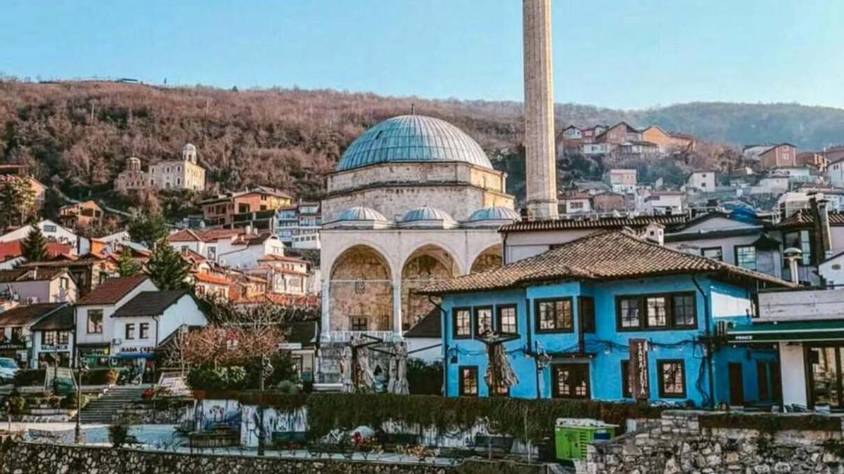 Vista general de la ciudad de Prizren (Kosovo)