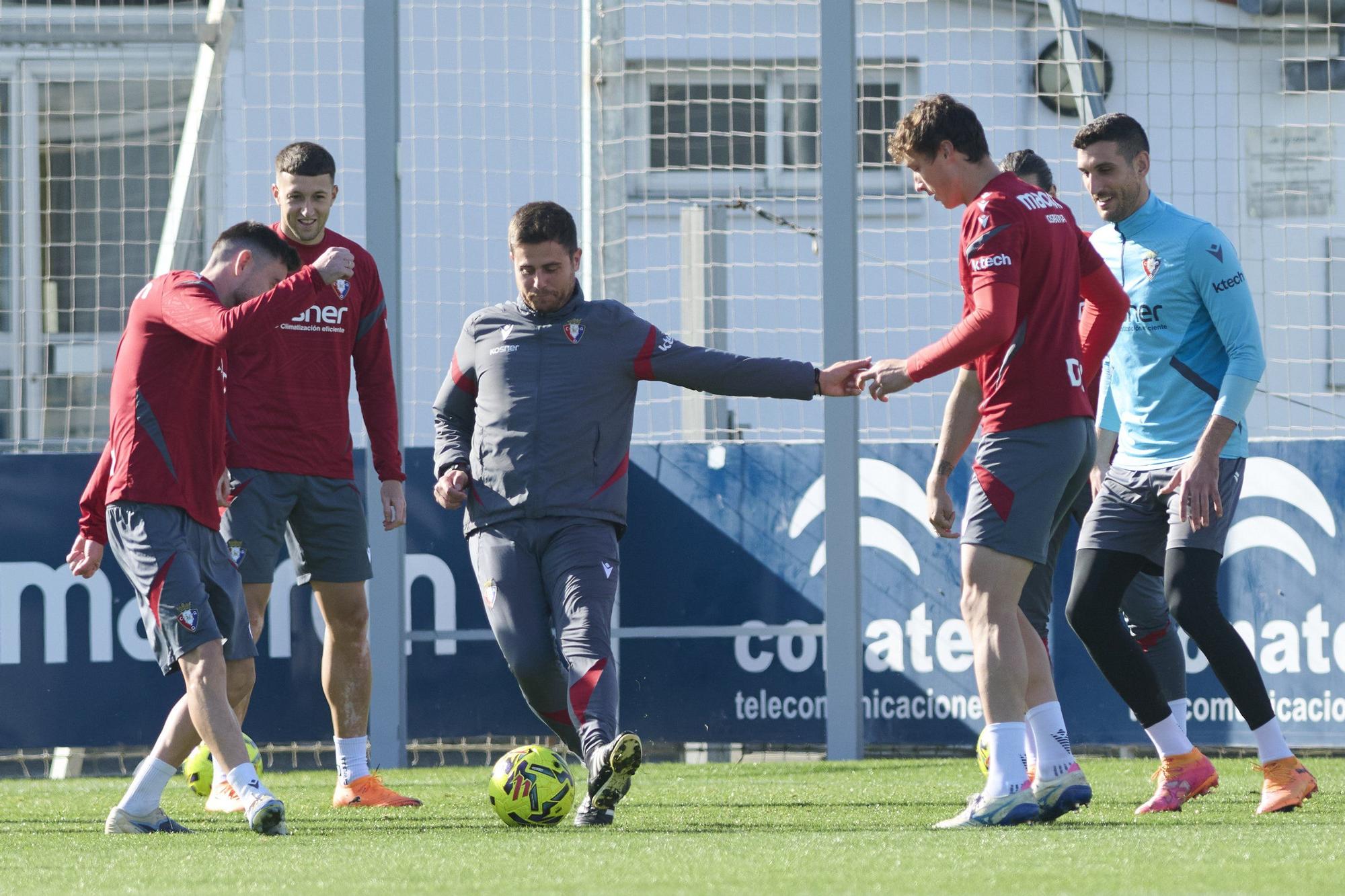 Fotos del entrenamiento de Osasuna (domingo 9 de noviembre)