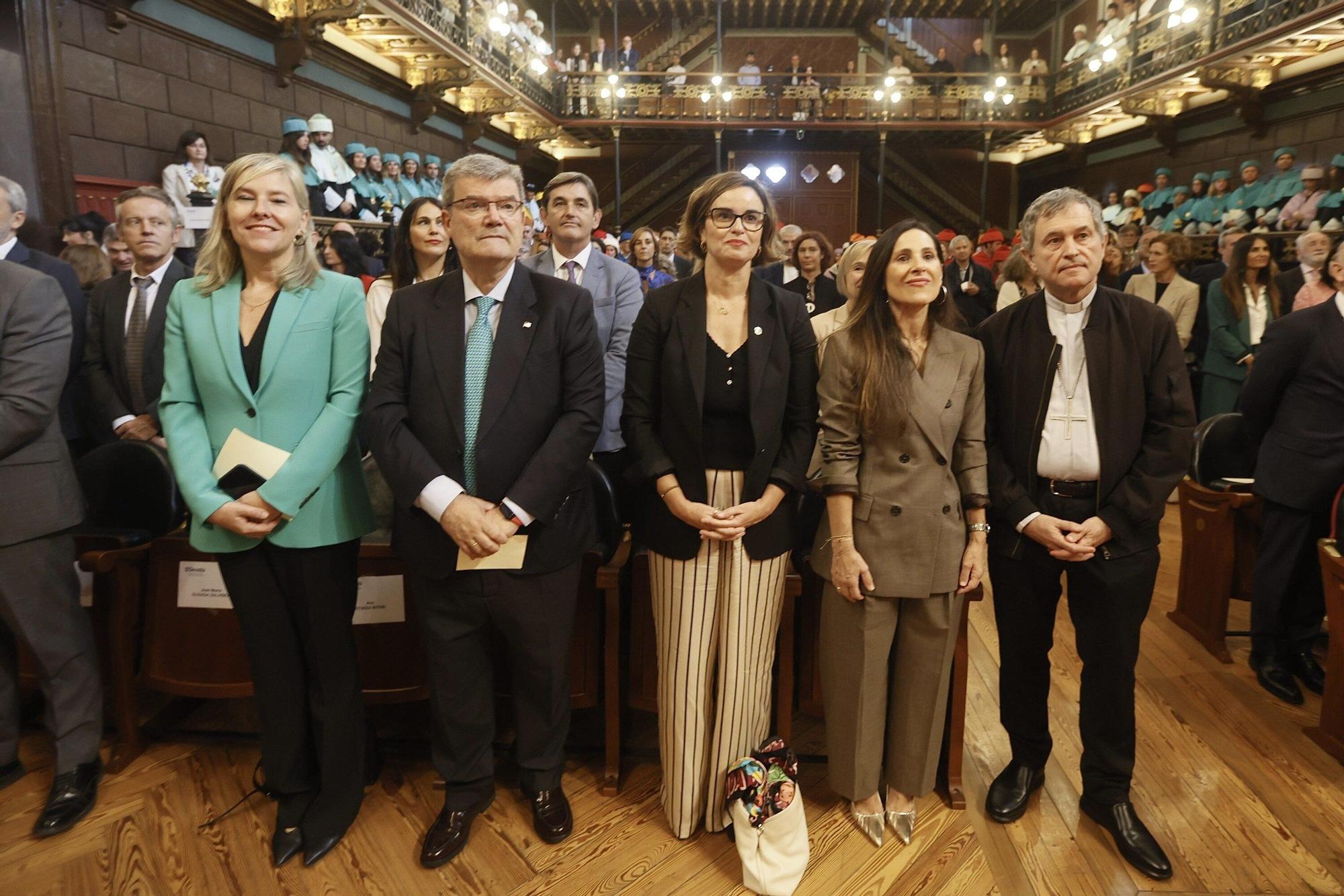 Autoridades de la talla de Ana Otadui, Juan Mari Aburto, Elixabete Etxanobe, Bakartxo Tejeria y Joseba Segura.