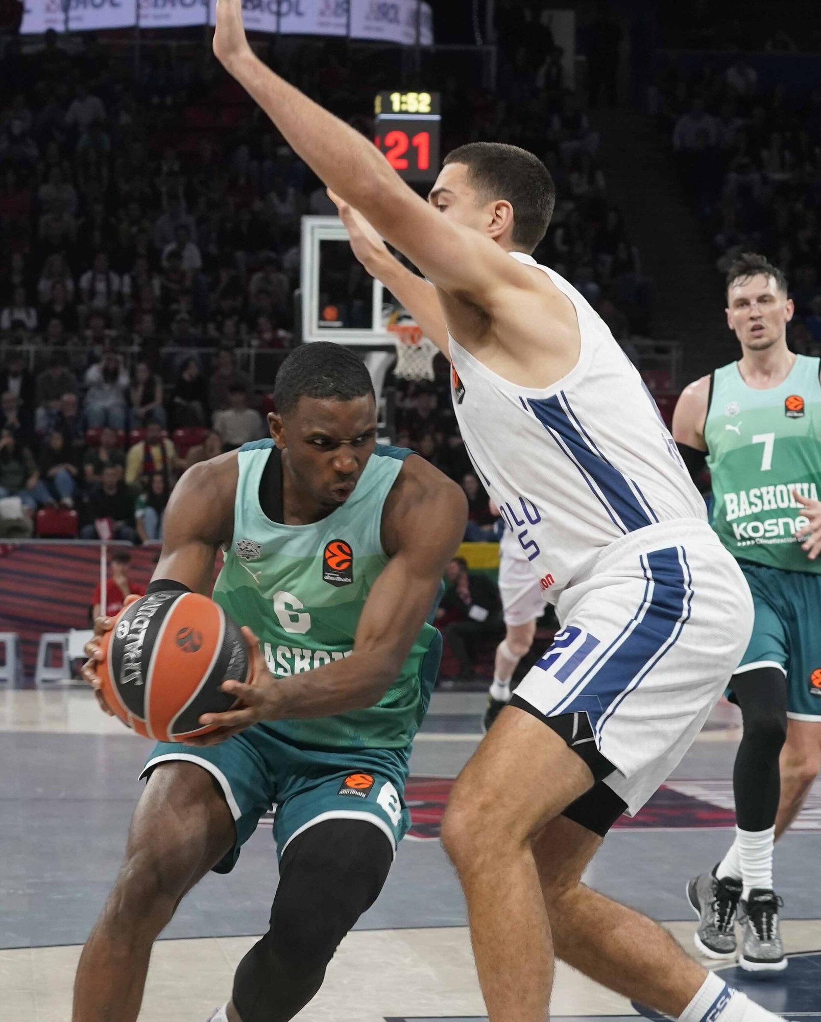 Las mejores imáganes del Baskonia 86-75 Anadolu Efes