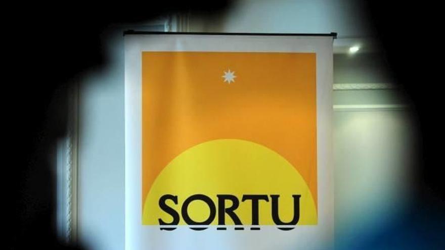 Marca y logotipo de Sortu