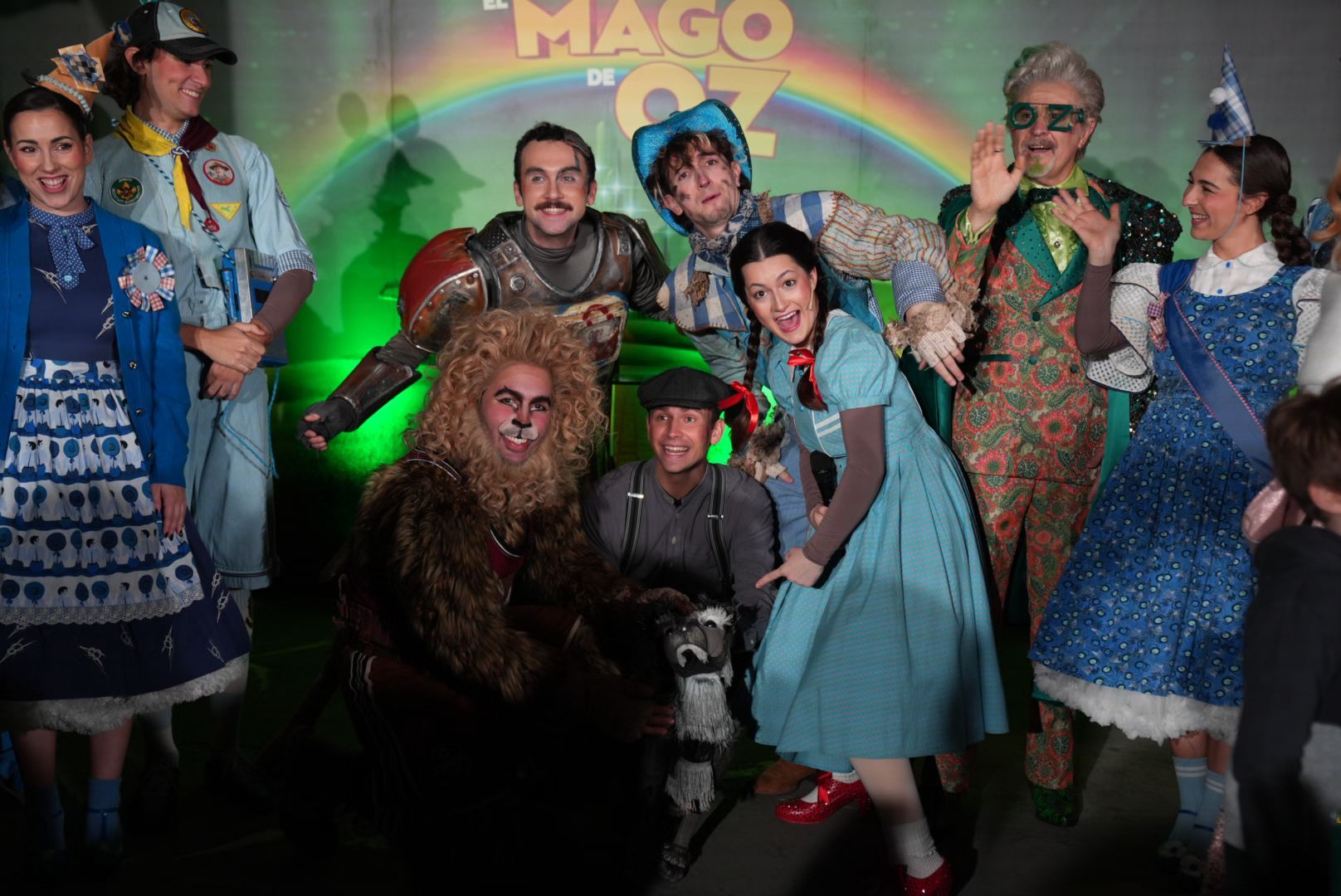 En imágenes: el Palacio Euskalduna se tematiza por Navidad