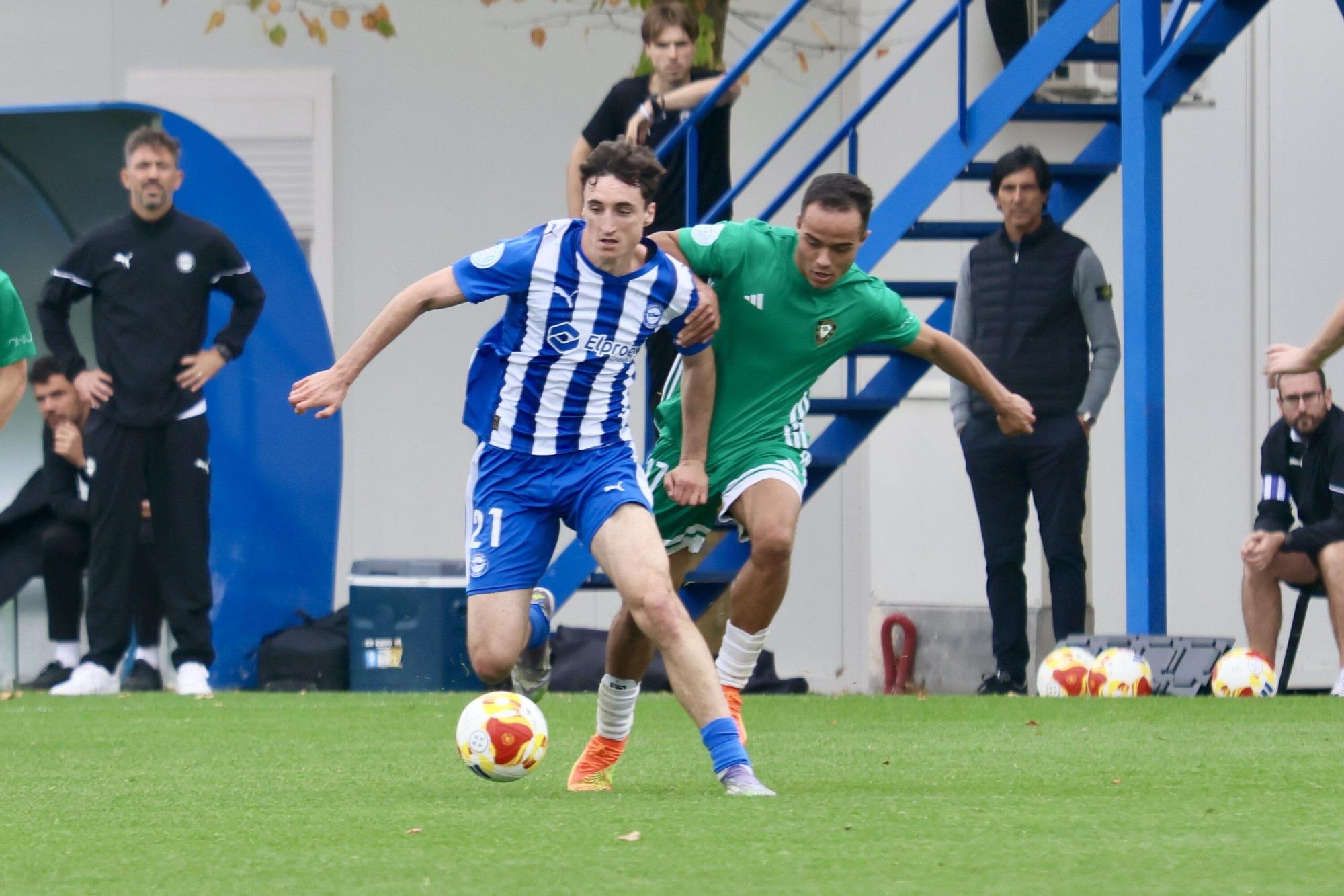 En imágenes: "Alavés B contra el Gernika"