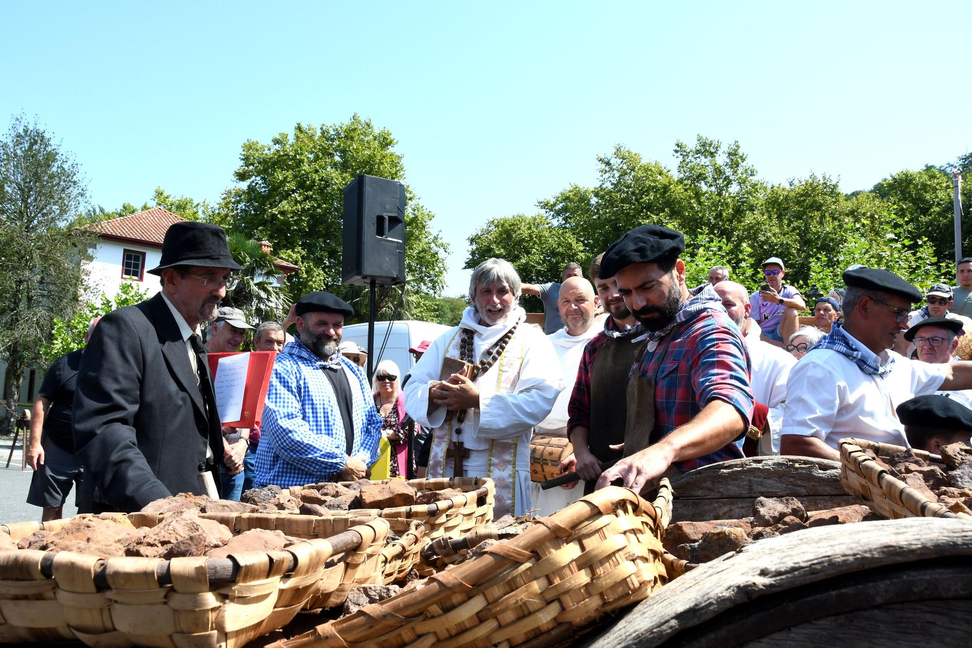 Urdax-Urdazubi celebra la 17ª edición del Día del Hierro