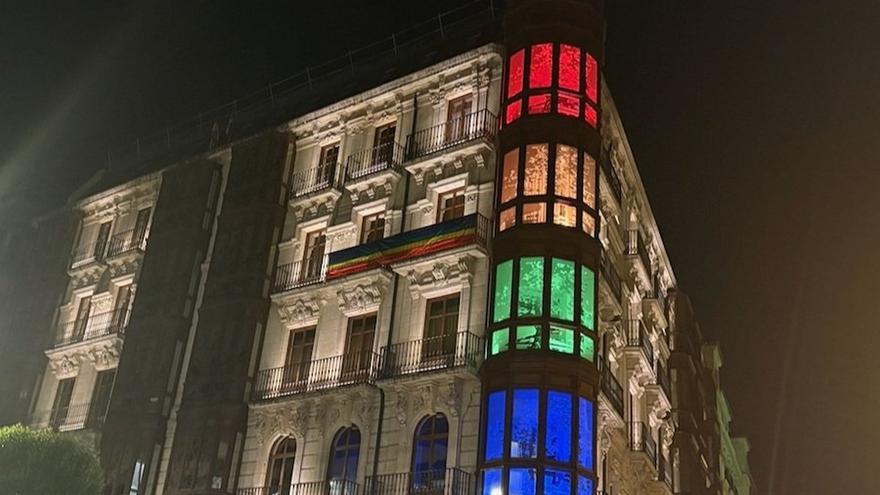 El Parlamento de Bizkaia se suma al Día del Orgullo
