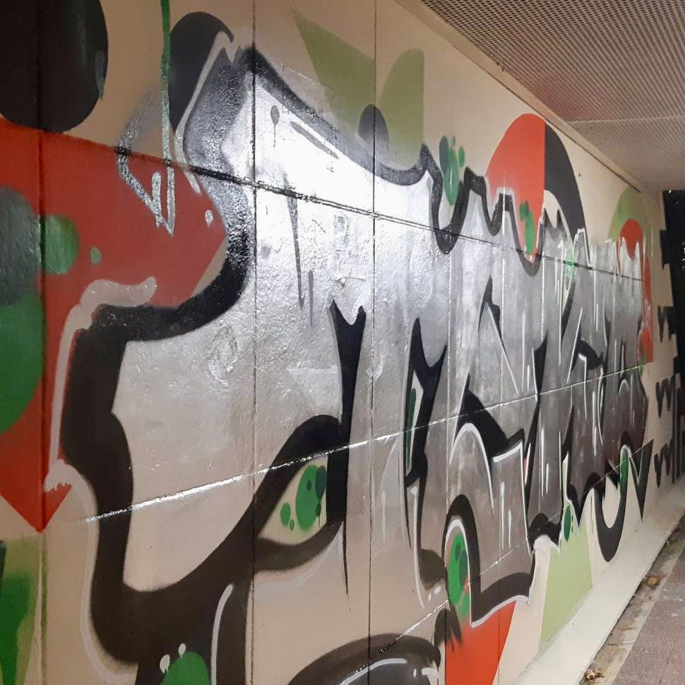 Vandalizan el mural de Teodoro Dublang pintado por alumnos de Idarte