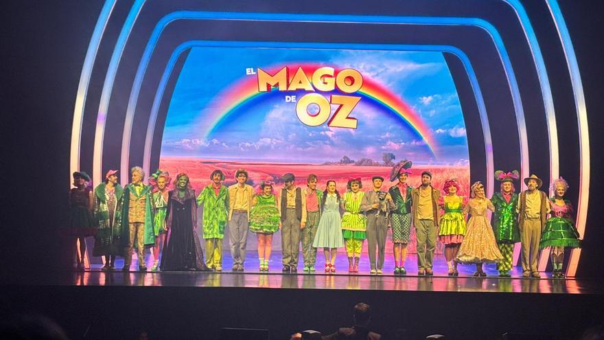 El camino de baldosas amarillas conquista Euskalduna: éxito para ‘El Mago de Oz'