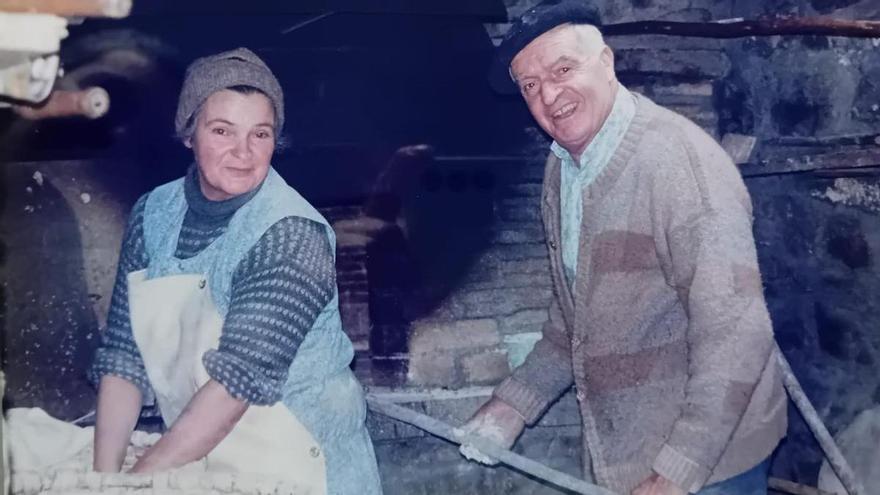 La panadería Pablo Azkoaga de Orozko apaga los hornos de leña del caserío Presatxu