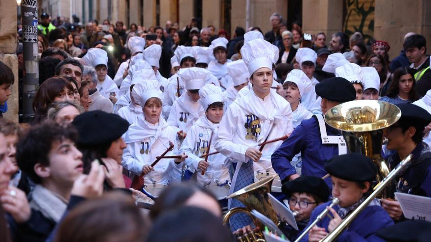 Txikiek aurrea hartu diote Bandera Igotzeari