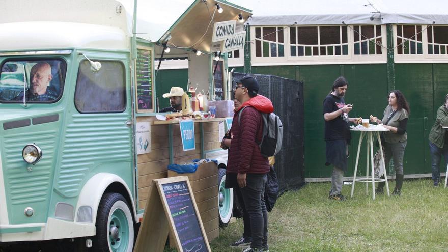 Las piscinas de Gamarra tendrán en verano dos 'gastrofurgos'
