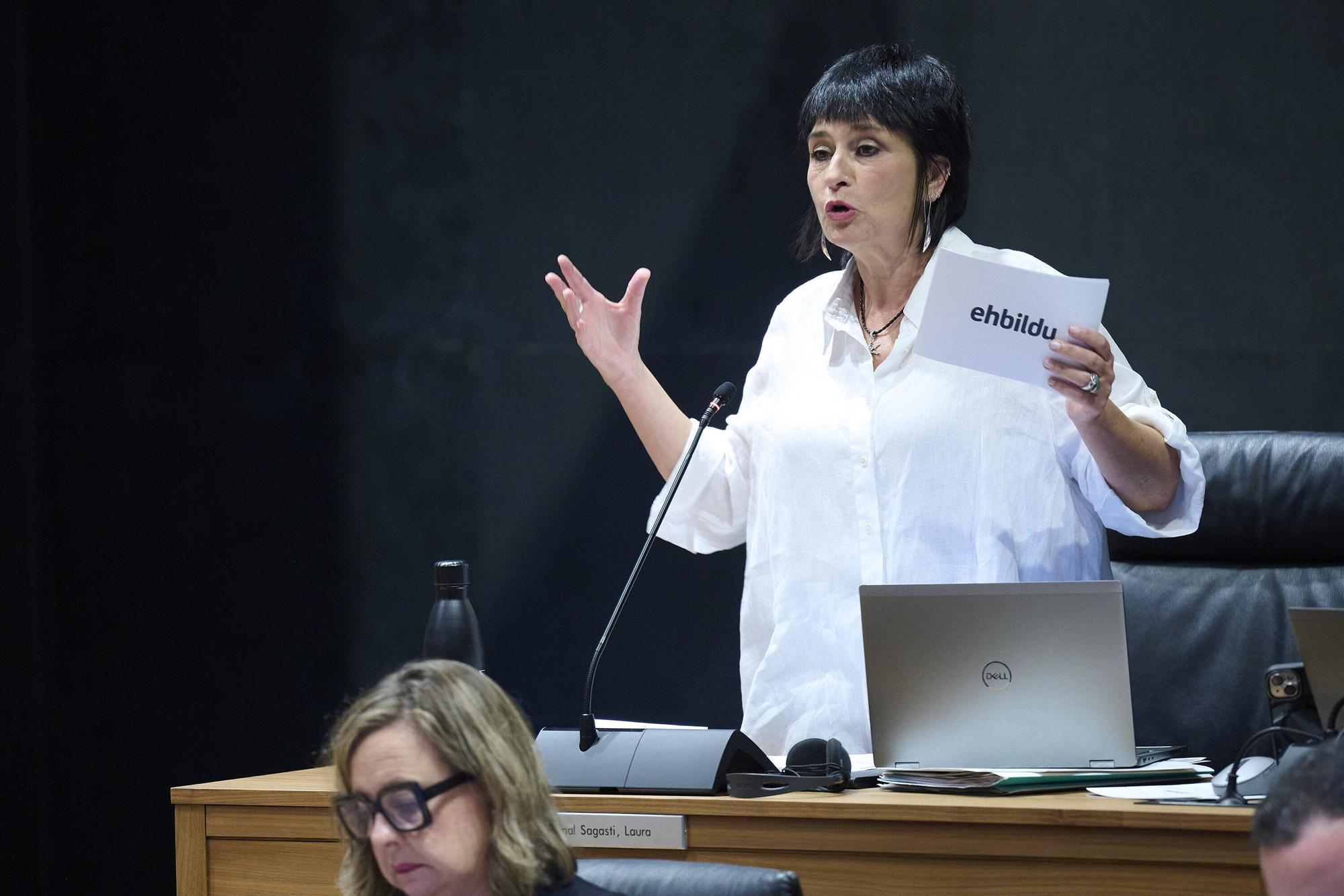 Fotos del pleno del Parlamento de Navarra (jueves 25 de septiembre de 2025)