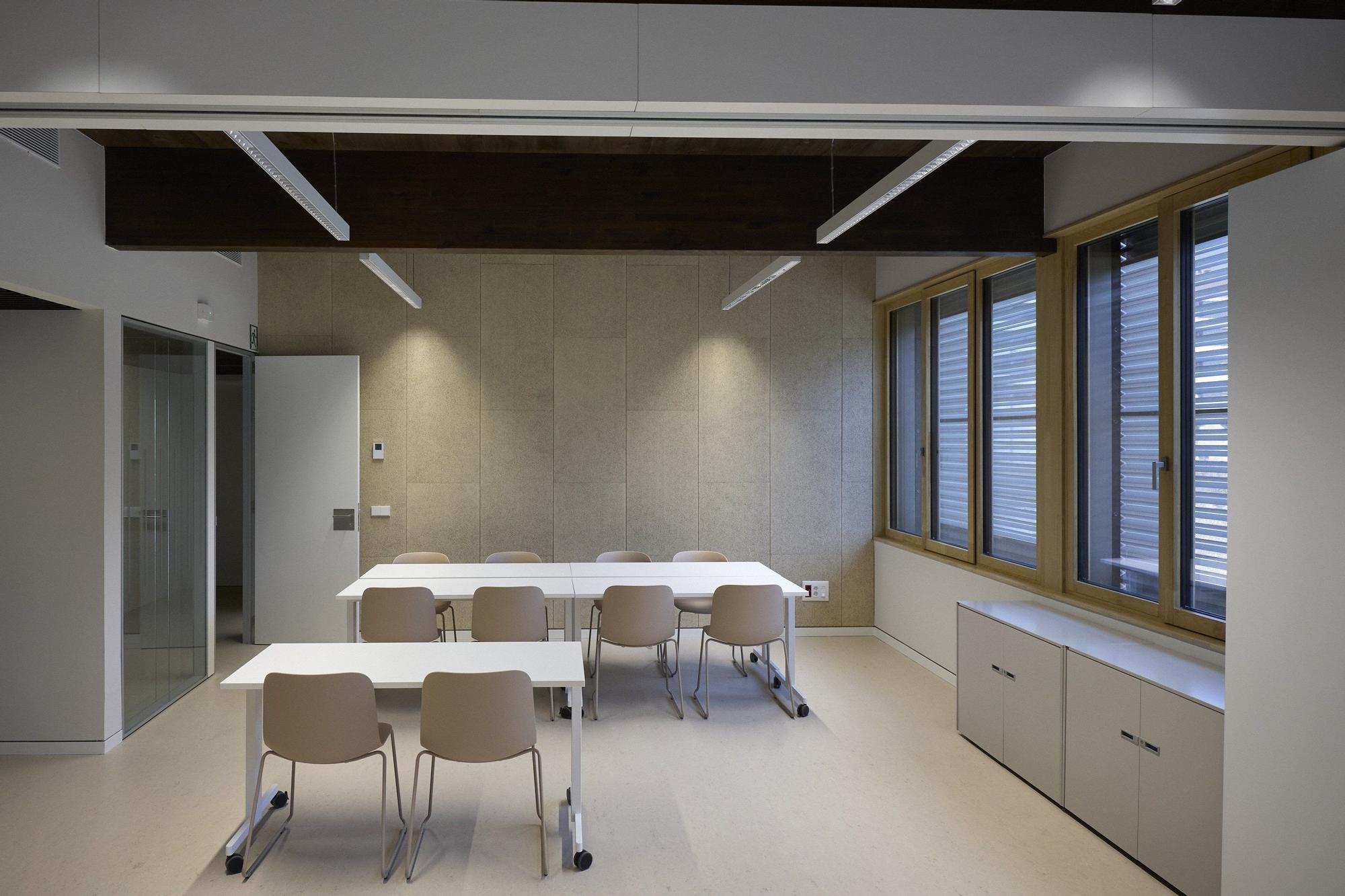 Inauguración del edificio destinado  a espacio joven del Ayuntamiento del Valle de Aranguren