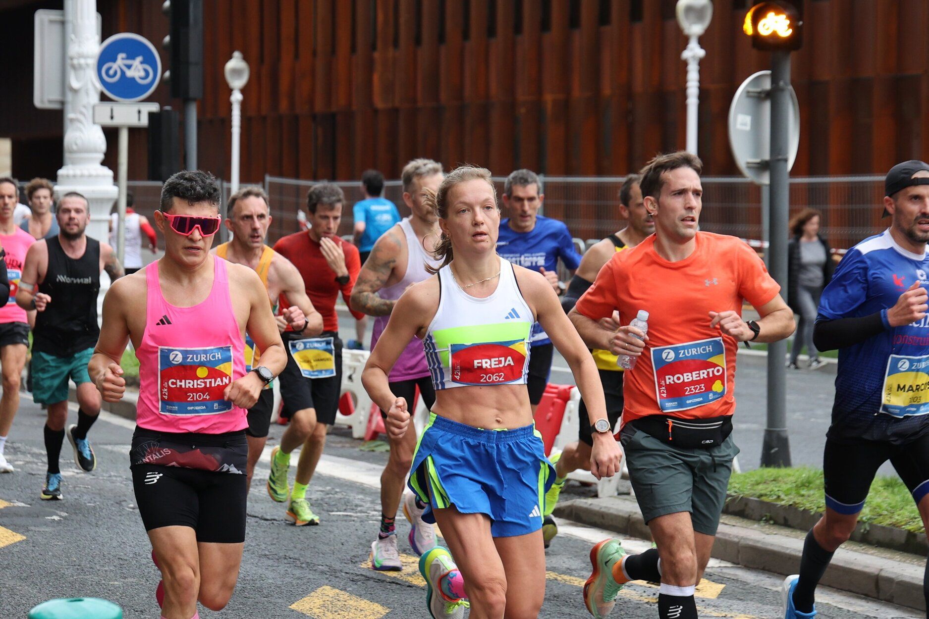 La 46 edición de la Maratón de San Sebastián, en imágenes