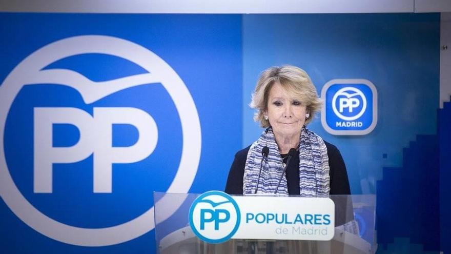 La presidenta del PP de Madrid, Esperanza Aguirre, ha presentado hoy su dimisión en el cargo tras las informaciones aparecidas en los últimos días sobre esta formación.