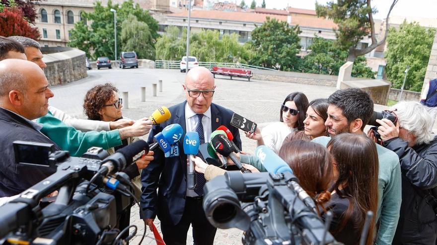Gimeno promete "blindar la educación pública" tras aprobarse la ley de UPN