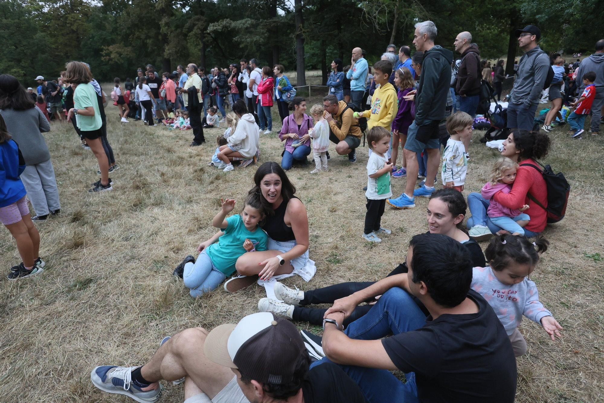 En imágenes: Las campas de Olarizu se llenan de fiesta