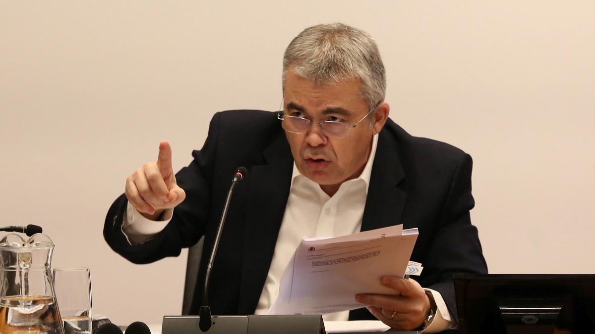 Santos Cerdán comparece en el Parlamento de Navarra: "Demostraré mi inocencia"