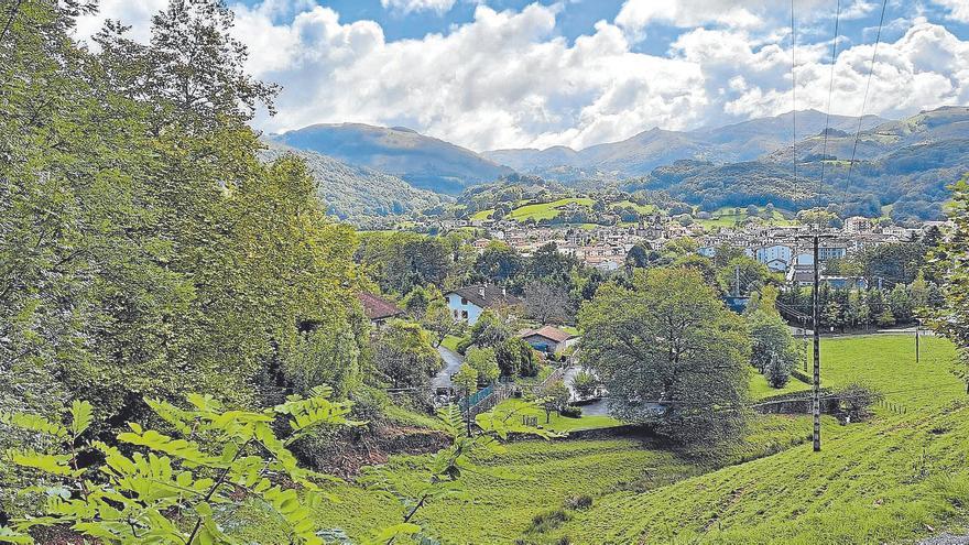 Ruta circular fácil para disfrutar por el Baztan entre cascadas, minas y leyendas