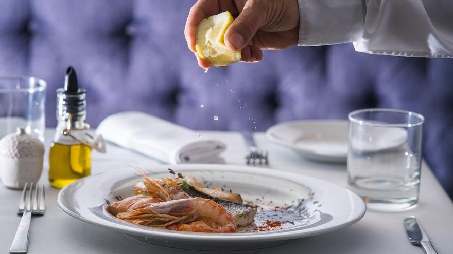 Cuatro amigos celebran una despedida de soltero en un conocido restaurante de Bizkaia y... se gastan 4.000 euros en bebida