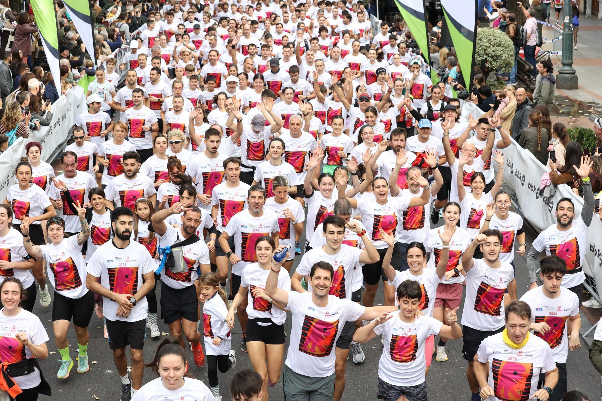 En imágenes: la Herri Krosa calienta motores en Bilbao