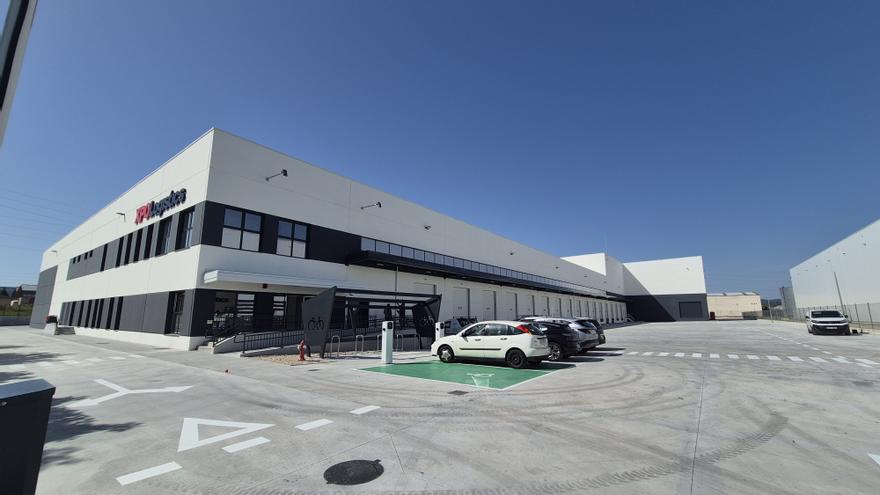 PK Blue Industrial &amp; Logistics entrega a XPO Logistics una nave en Jundiz