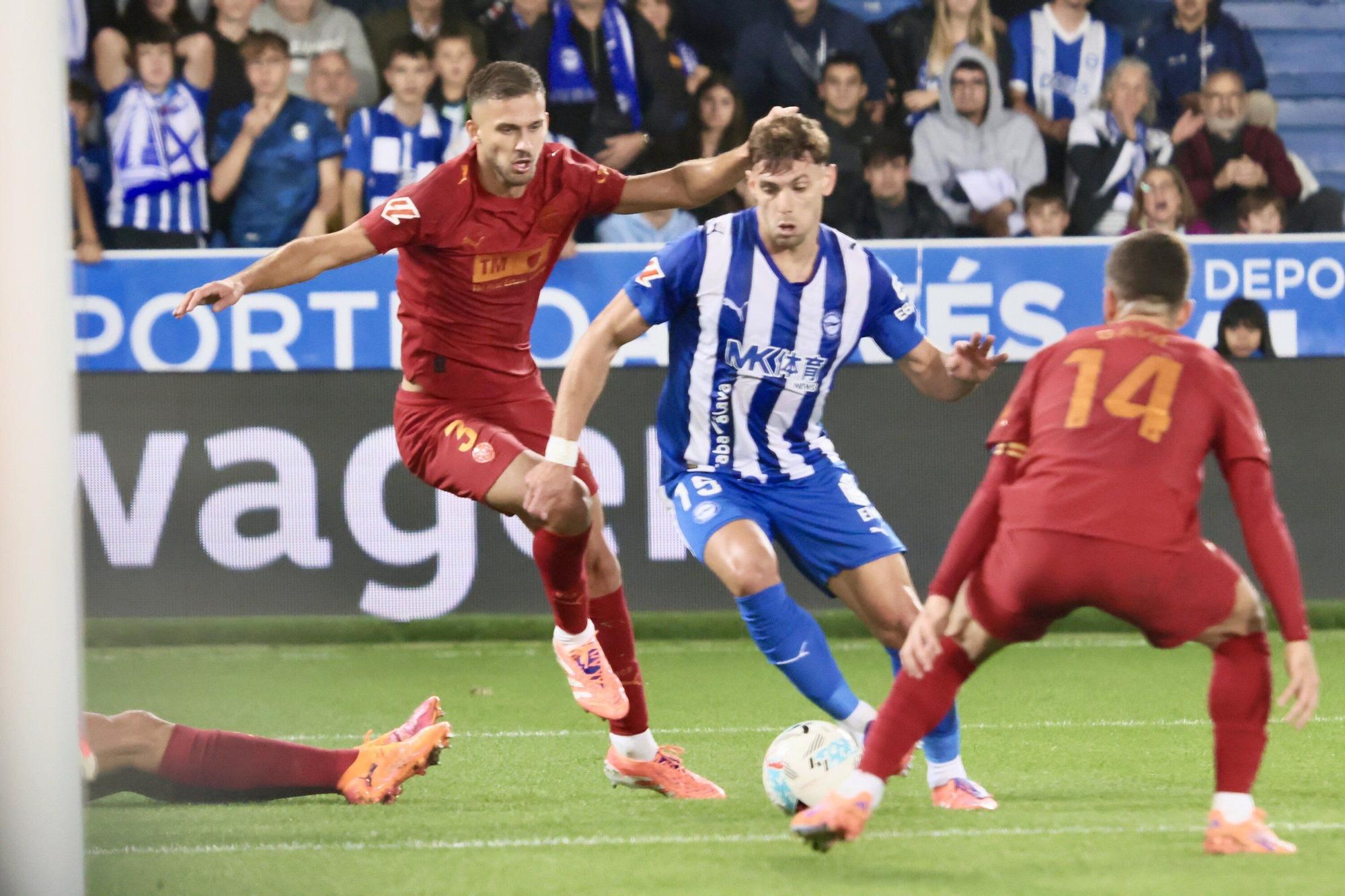 Todas las fotos del Alavés-Valencia en Mendizorroza