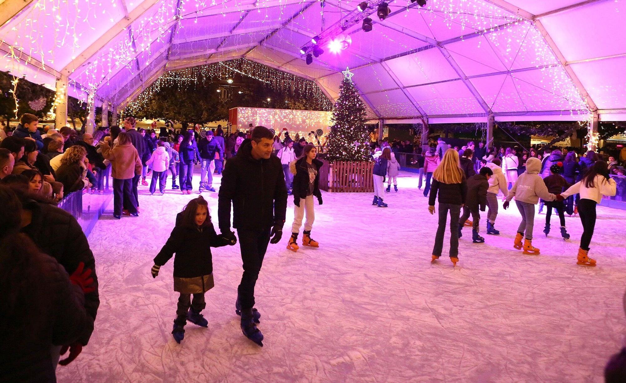 Imagenes del encendido de luces de navidad en Pamplona