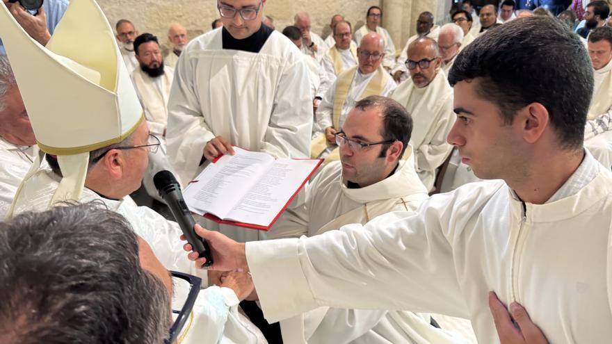 Josu Antón ya es sacerdote en la Diócesis de Vitoria