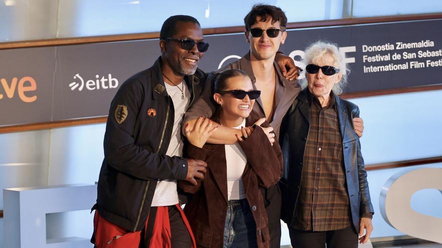Claire Denis levanta una valla entre Matt Dillon y África
