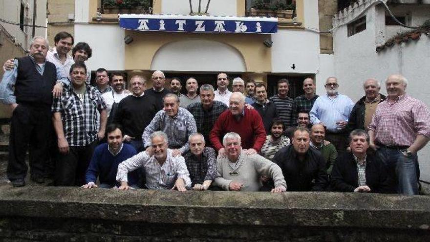 Aitzaki celebra su 80 cumpleaños con una comida para sus socios