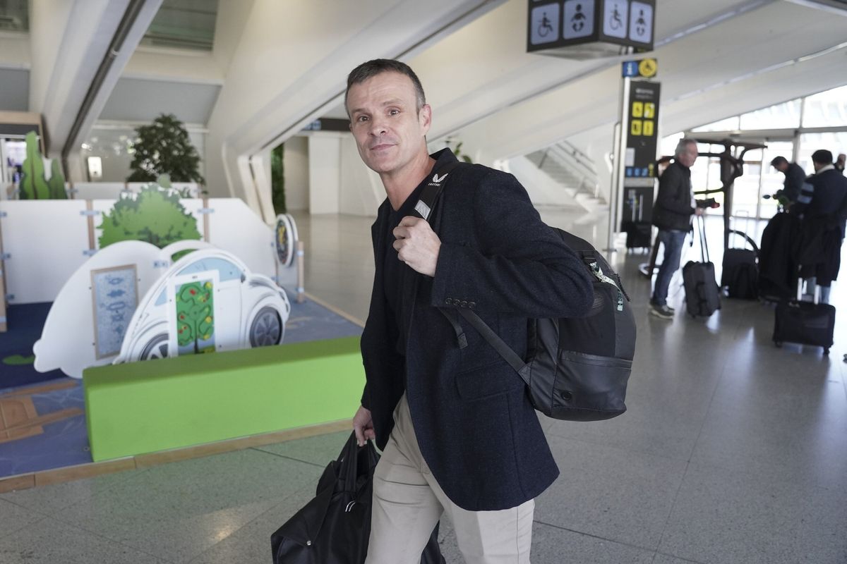 El Athletic vuelve a Bilbao desde Dortmund