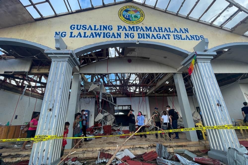 El tifón Rai arrasa Filipinas