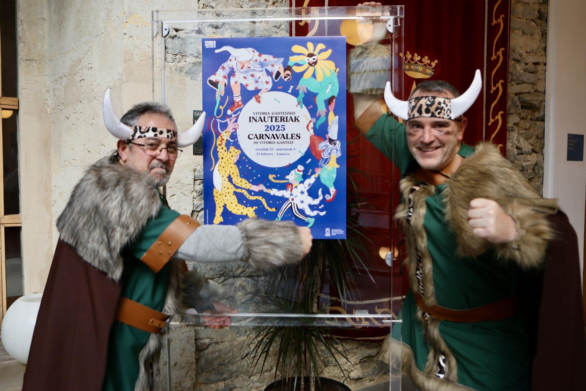 En imágenes: Presentación de Carnaval de las comparsas en el Palacio Villa Suso
