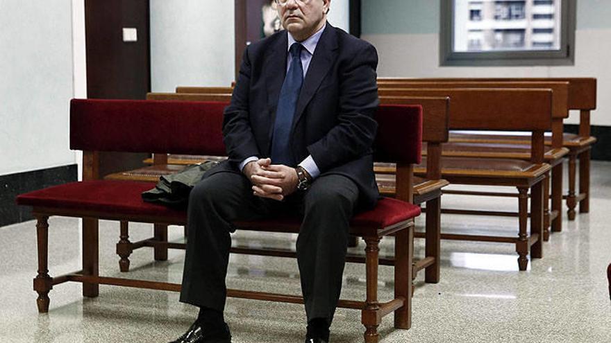 El exalcalde de UPN en Egüés Josetxo Andía, en el banquillo.