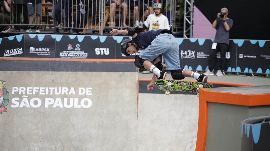 Egoitz Bijueska se proclama campeón del mundo de skate con 15 años