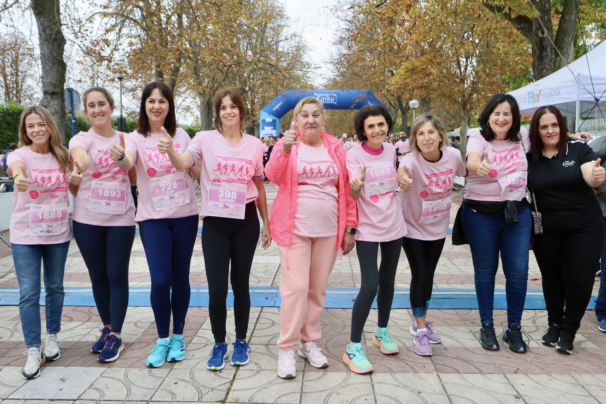 En imágenes: Vitoria se vuelca con la VI Carrera Solidaria contra el Cáncer de Mama