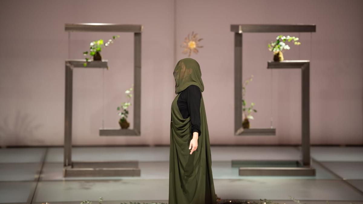 Amaia Molineten &#039;Tierra quemada&#039; lana.