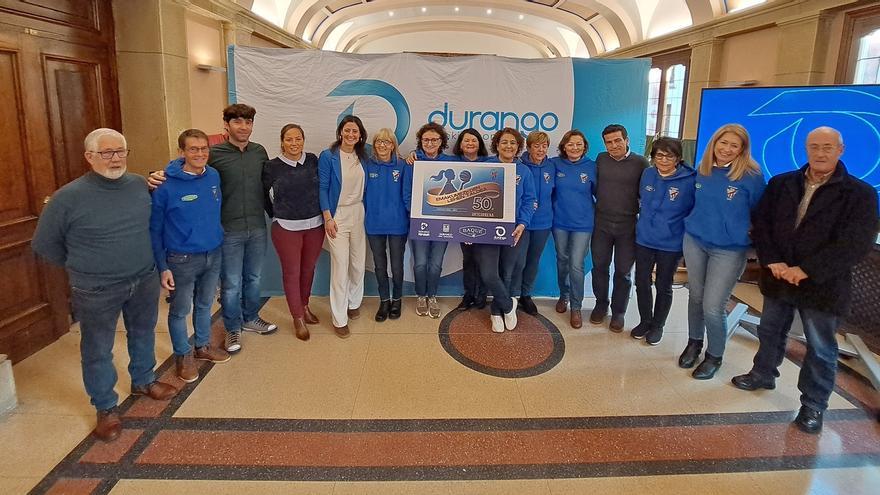 Durango rinde homenaje a las primeras jugadoras del Tabirako