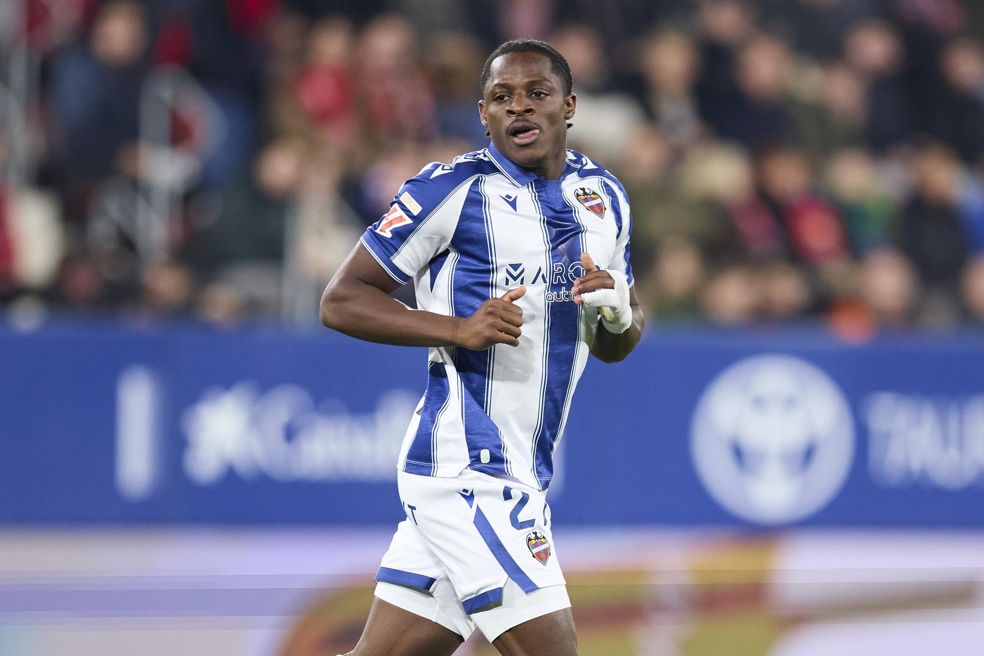 Fotos del partido Osasuna-Levante