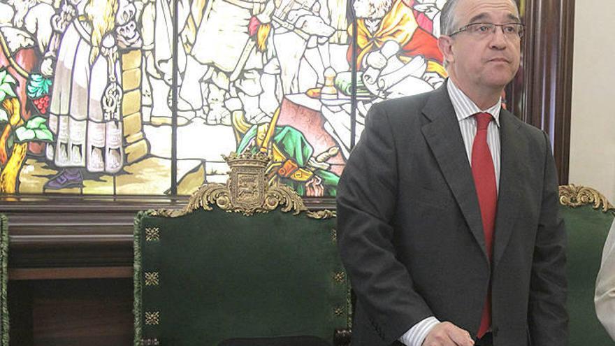 El Ayuntamiento de Pamplona colaborará &quot;todo lo que se pueda&quot; para que Osasuna &quot;siga adelante&quot;