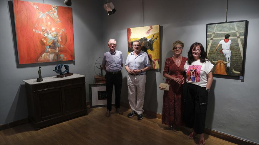 San Fermín muestra sus colores en una exposición